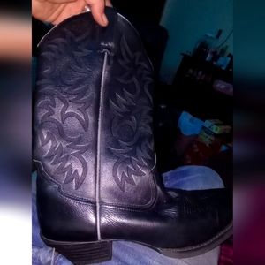 Ariat cowboy boots